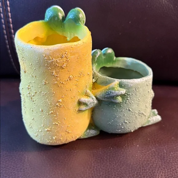 Whimsical Green and Yellow Frog Planter Duo - Picture 2 of 4